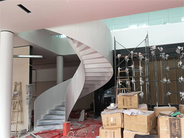 廣漢喜洋洋家居展廳旋轉樓梯